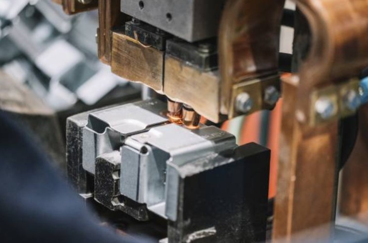 注塑模具首選鴻仁威爾 注塑模具首選鴻仁威爾