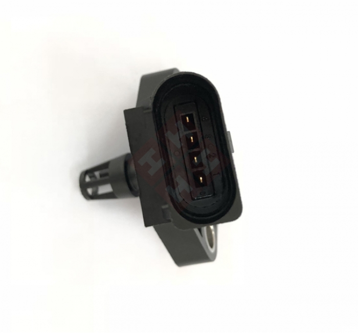 汽車配件金屬包膠注塑模具