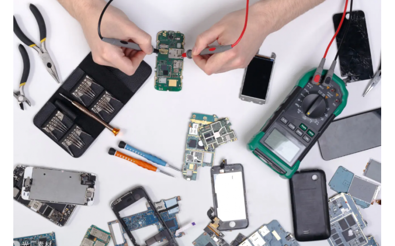 精密注塑在 3C 產(chǎn)品中的應(yīng)用實(shí)例